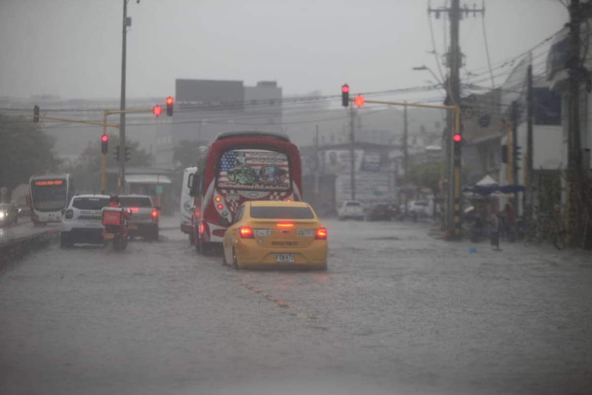 Autoridades alertan por lluvias intensas en Cartagena. // Foto: Óscar Díaz - El Universal