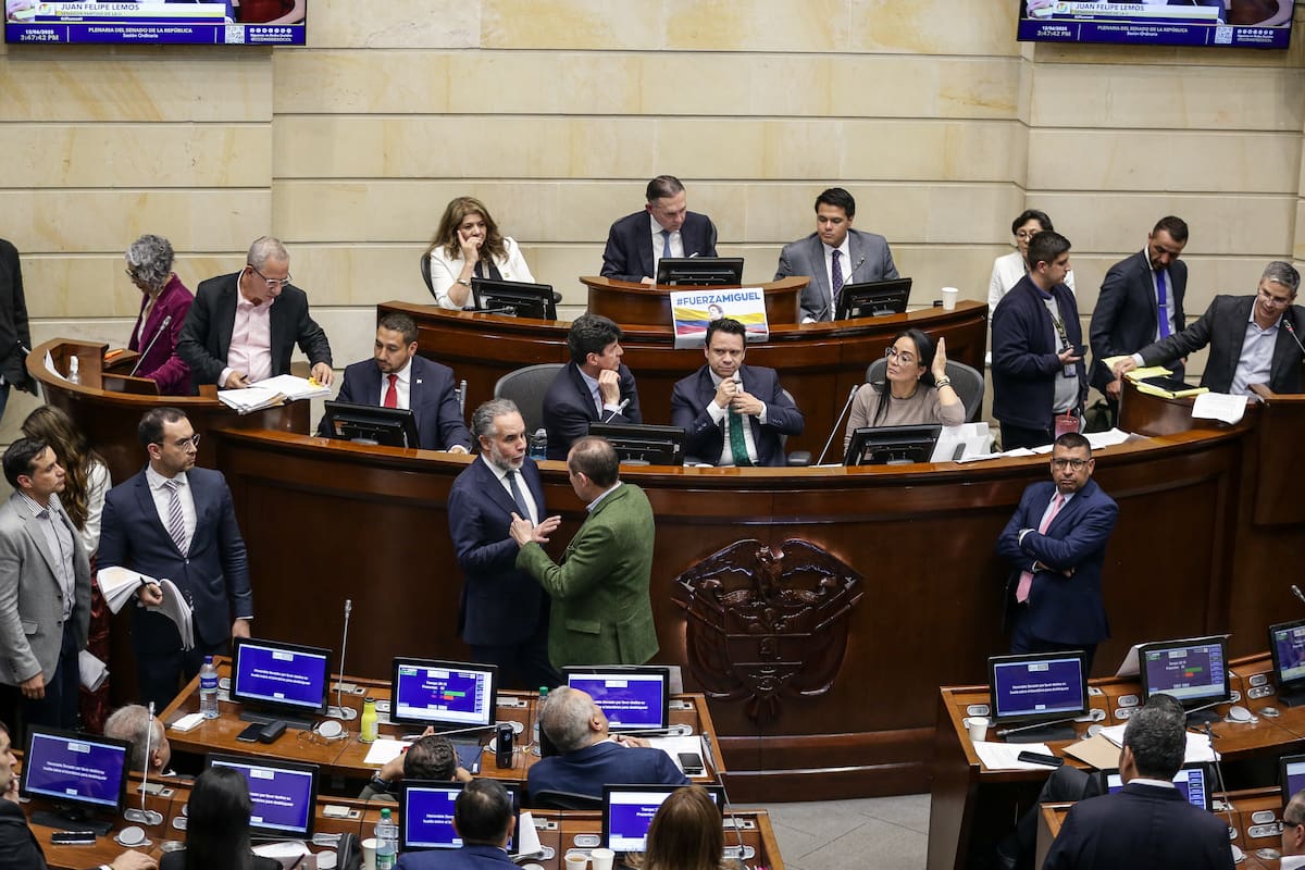 Congreso aprobó más de 40 leyes en maratónica jornada final
