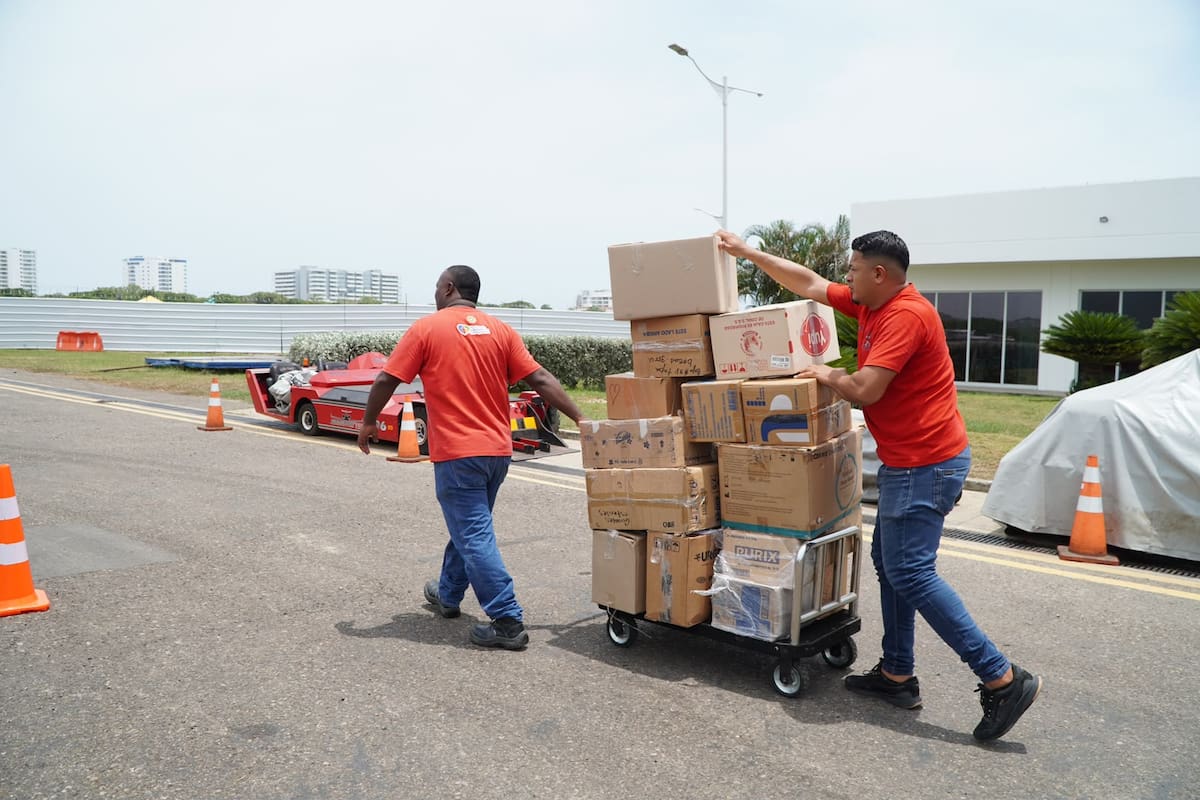 Aún se reciben donaciones en el Coliseo Bernardo Caraballo // Cortesía: Alcaldía de Cartagena.
