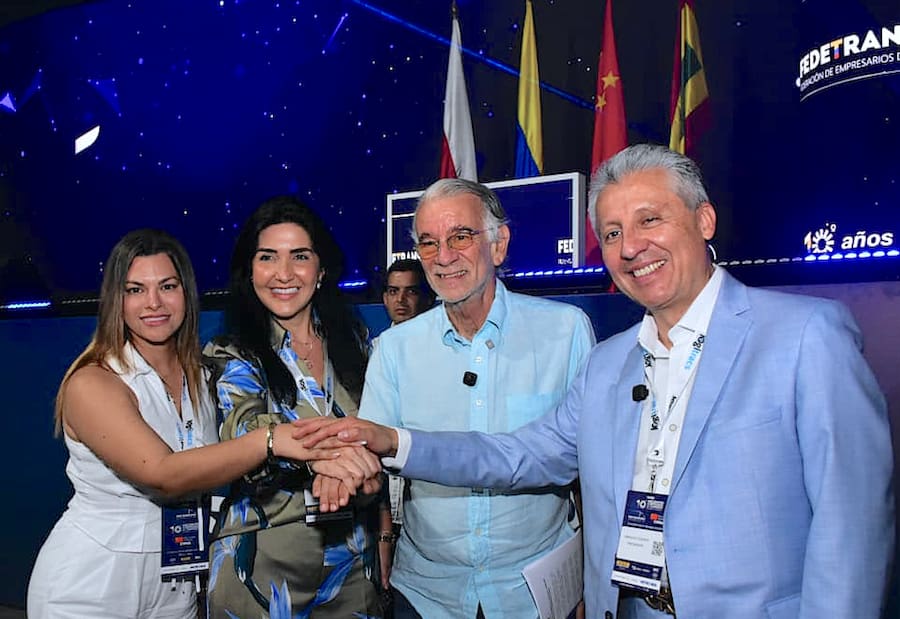 Gobernación, Fedetranscarga y Petromil garantizan envío de ayuda humanitaria al Chocó