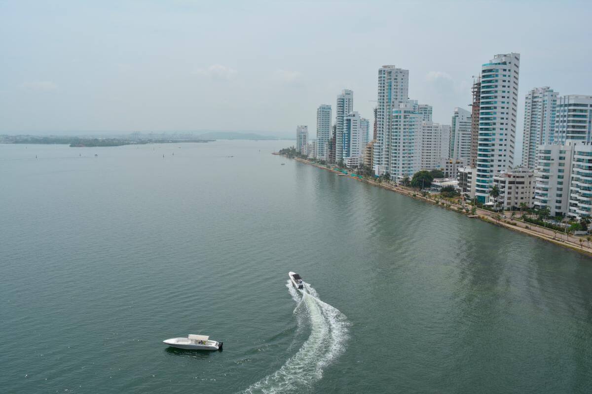 Extienden horario nocturno para navegación en la bahía este año nuevo