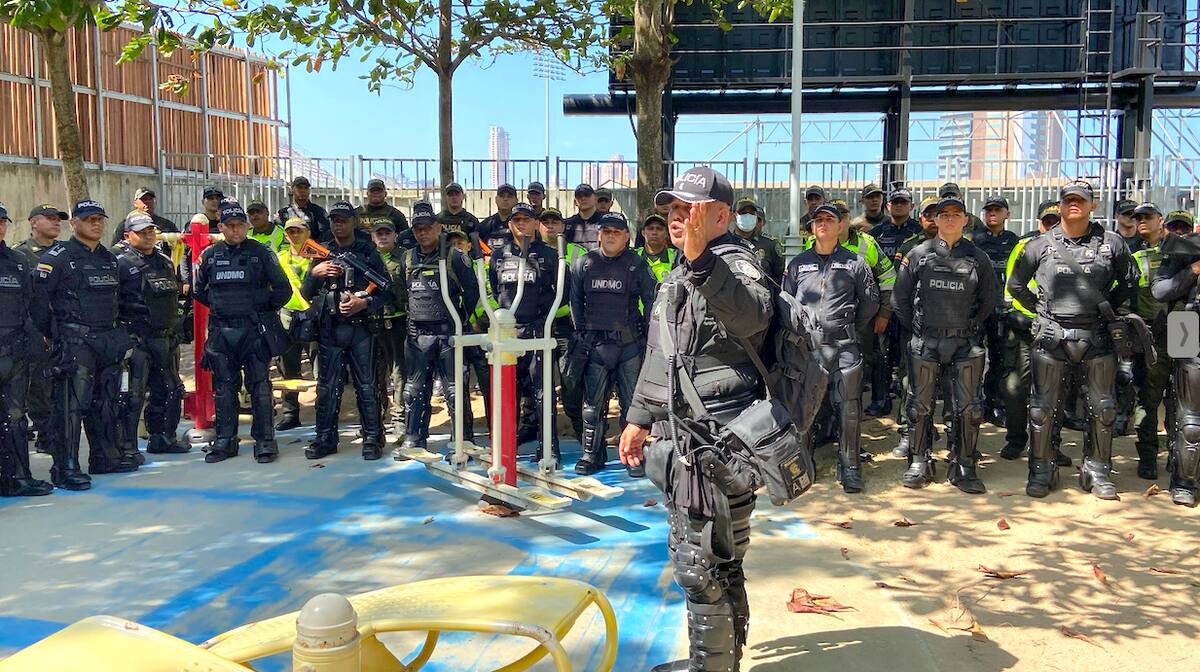 La Policía Metropolitana de Barranquilla desplegó mil policías para la Noche de Guacherna.//Cortesía.
