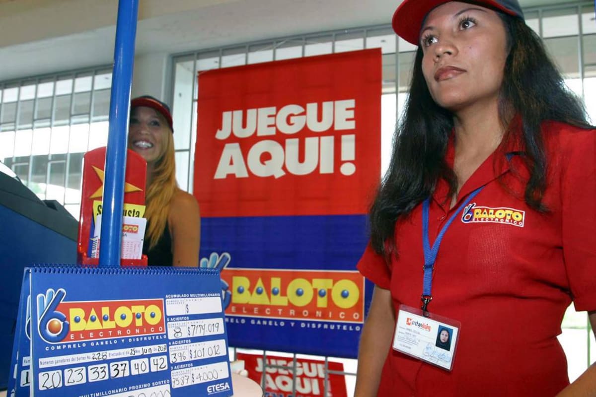Vendedoras en un punto Baloto. // Colprensa.