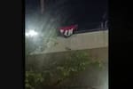 Alerta en Barranquilla por aparición de bandera del ELN en puente de la calle Murillo