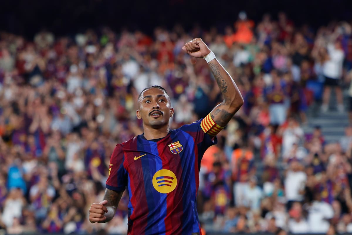 Raphinha está teniendo un gran inicio de temporada con Barcelona. //Foto, AP: Joan Monfort