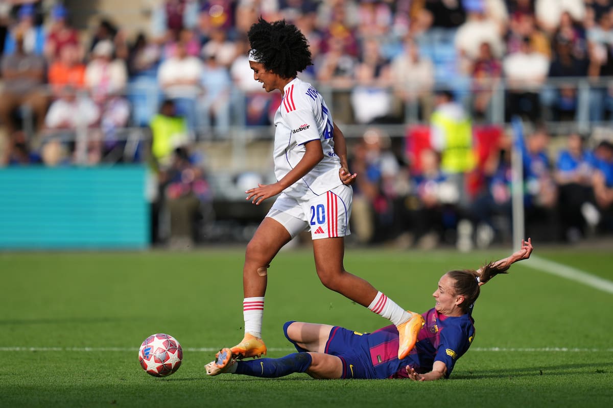 El primer tiempo entre Barcelona y Olympique De Lyon fue parejo y con pocas chances. //Foto, AP: Kirsty Wigglesworth