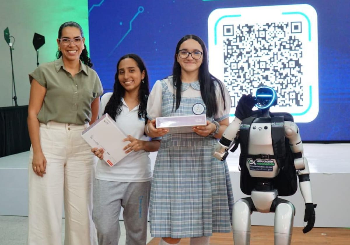Los programas de lectura y bilingüismo desde la primera infancia, habilidades digitales, convivencia y doble titulación fueron claves para que Barranquilla pudiera obtener el primer lugar.//Cortesía Alcaldia de Barranquilla.