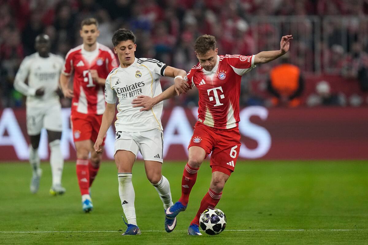 Bayern Múnich y Real Madrid disputaro un partidazo por la Champions League. //Foto, AP: Matthias Schrader