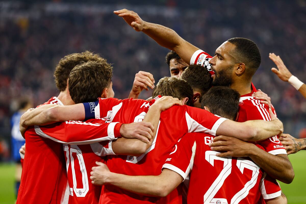 Bayern Múnich se clasificó a cuartos de final en la Champions League. Harry Kane fue protagonista. //Foto, EFE: ANNA SZILAGYI