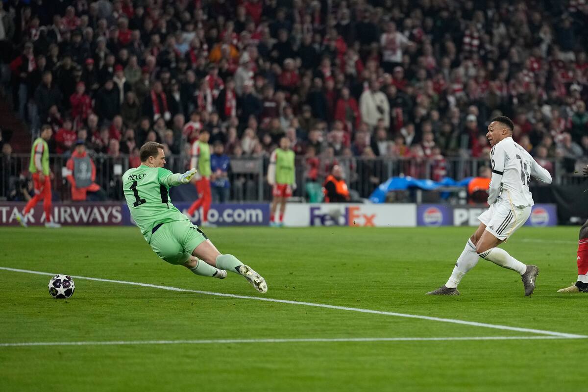 El francés Kylian Mbappé había puesto a soñar al Real Madrid con la remontada en la Champions League. //Foto, AP: Matthias Schrader