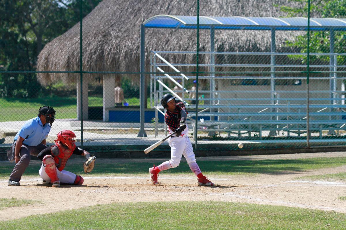 Béisbol de Desarrollo: Pelota Caliente se sacude y Bravos no da tregua