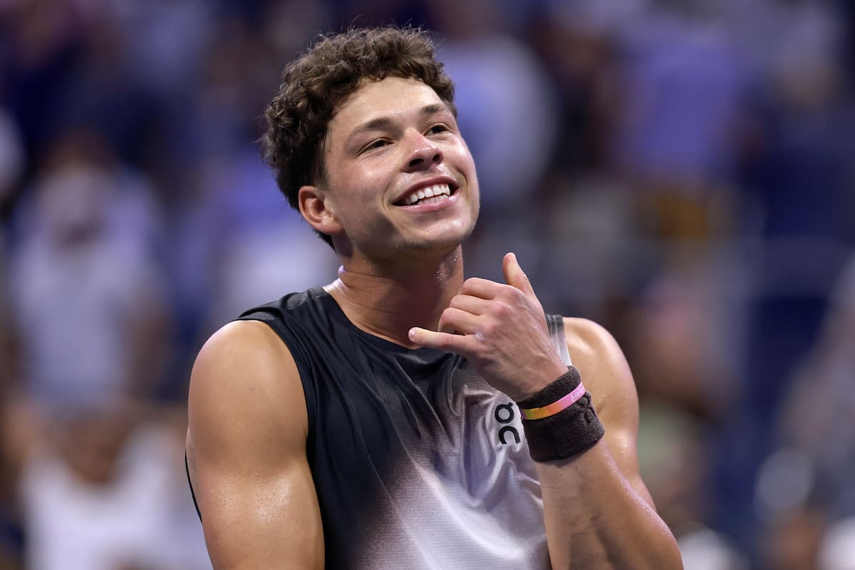 Video: la curiosa celebración de Ben Shelton con su novia tras derrotar a Alcaraz en el Us Open