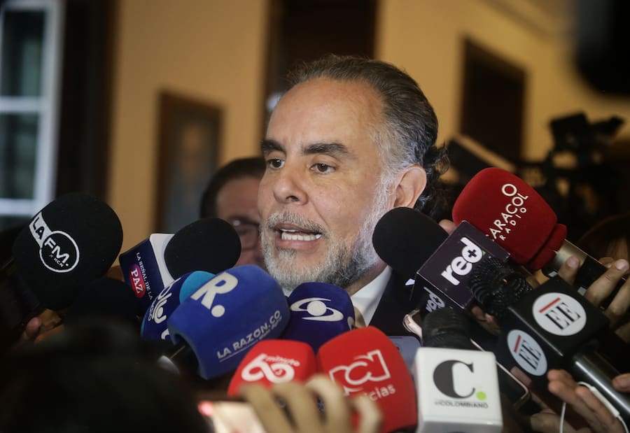 Gobierno Petro niega injerencia armada en elecciones presidenciales