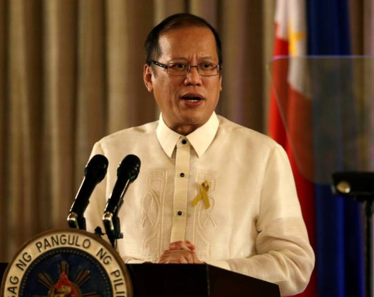 Los jefes de la rebelión musulmana en Filipinas firmaron este lunes un acuerdo con el gobierno que fija las etapas para poner fin de aquí a 2016 a varias décadas de una sangrienta insurrección. Benigno Aquino