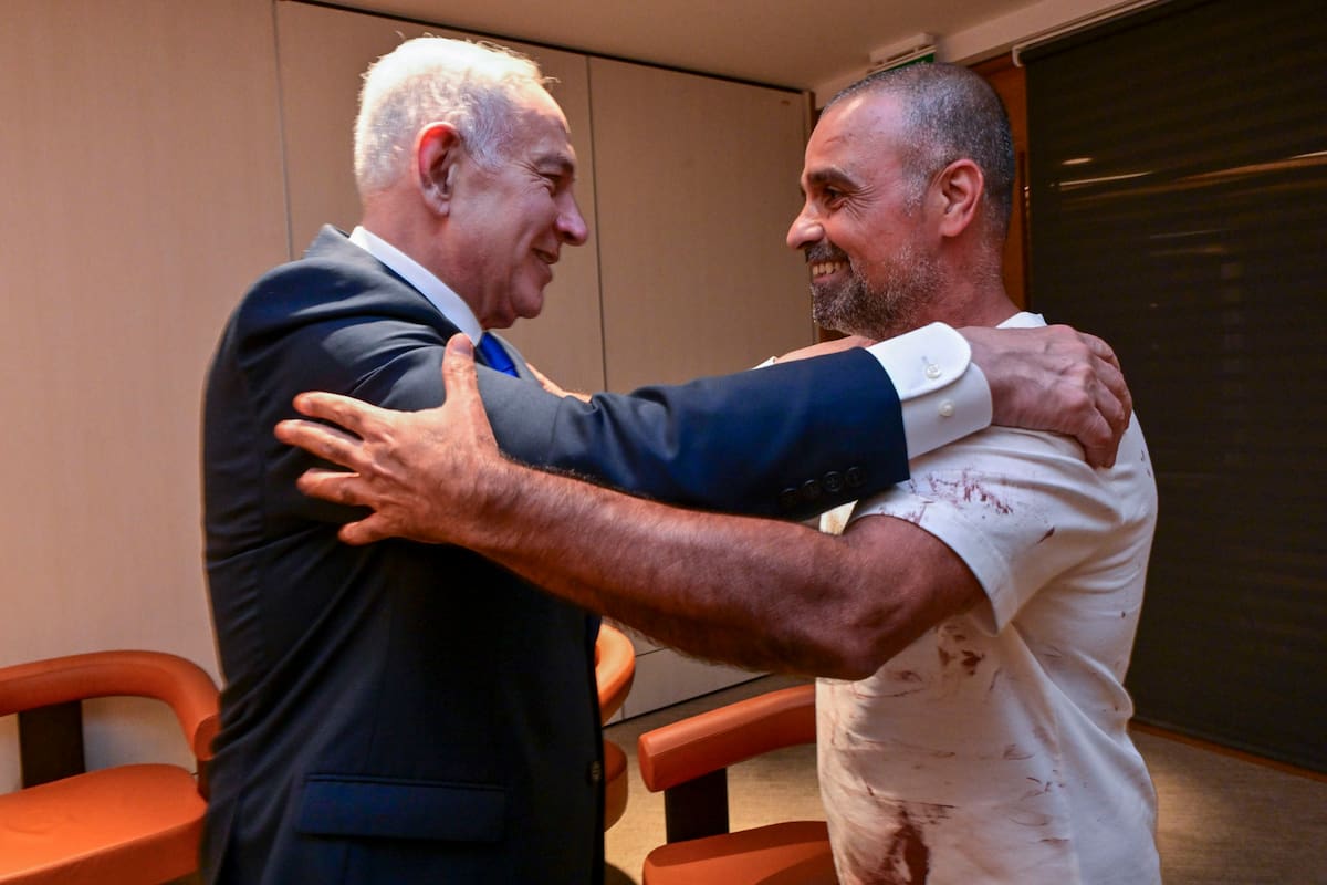 Benjamín Netanyahu felicita al pasajero que frustró atentado en el avión Flydubai