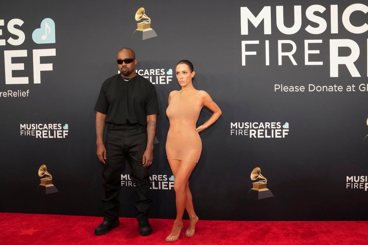 Bianca Censori usó un vestido completamente transparente en los Premios Grammy 2025. //Foto: tomada de Internet.