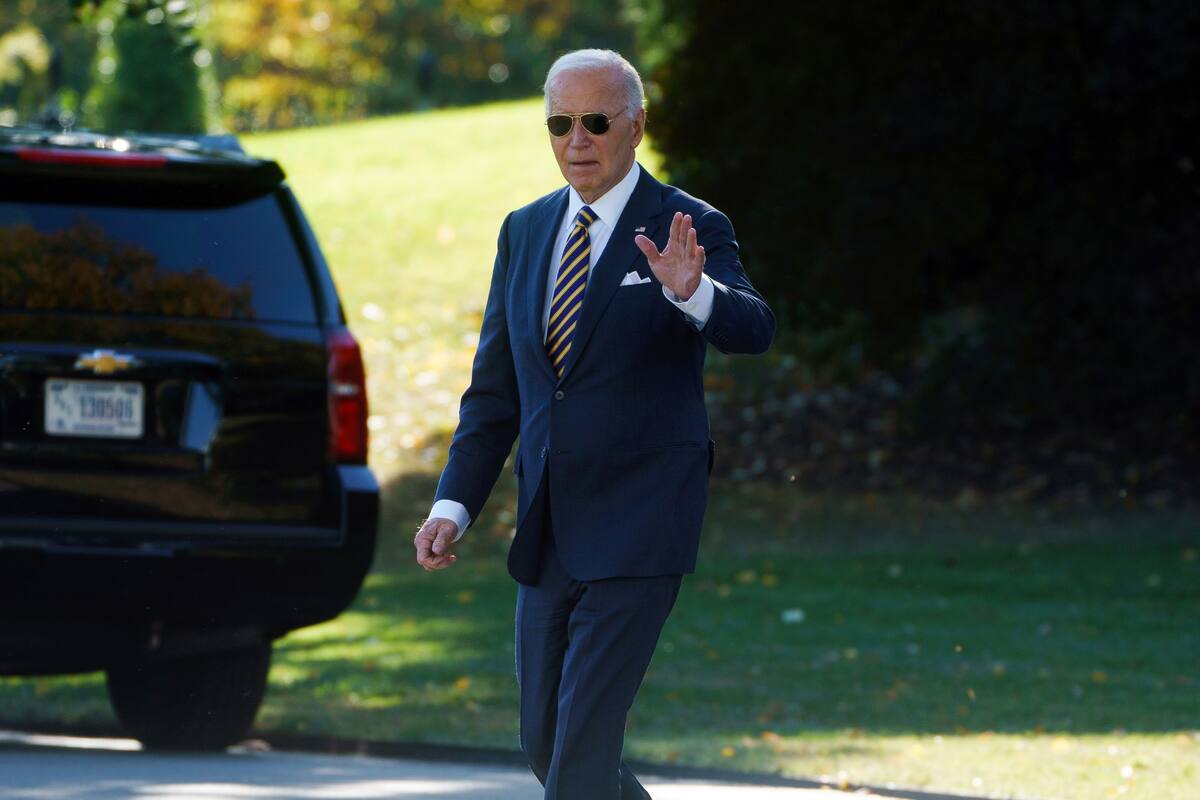 El presidente Biden acude a votar anticipadamente en Delaware