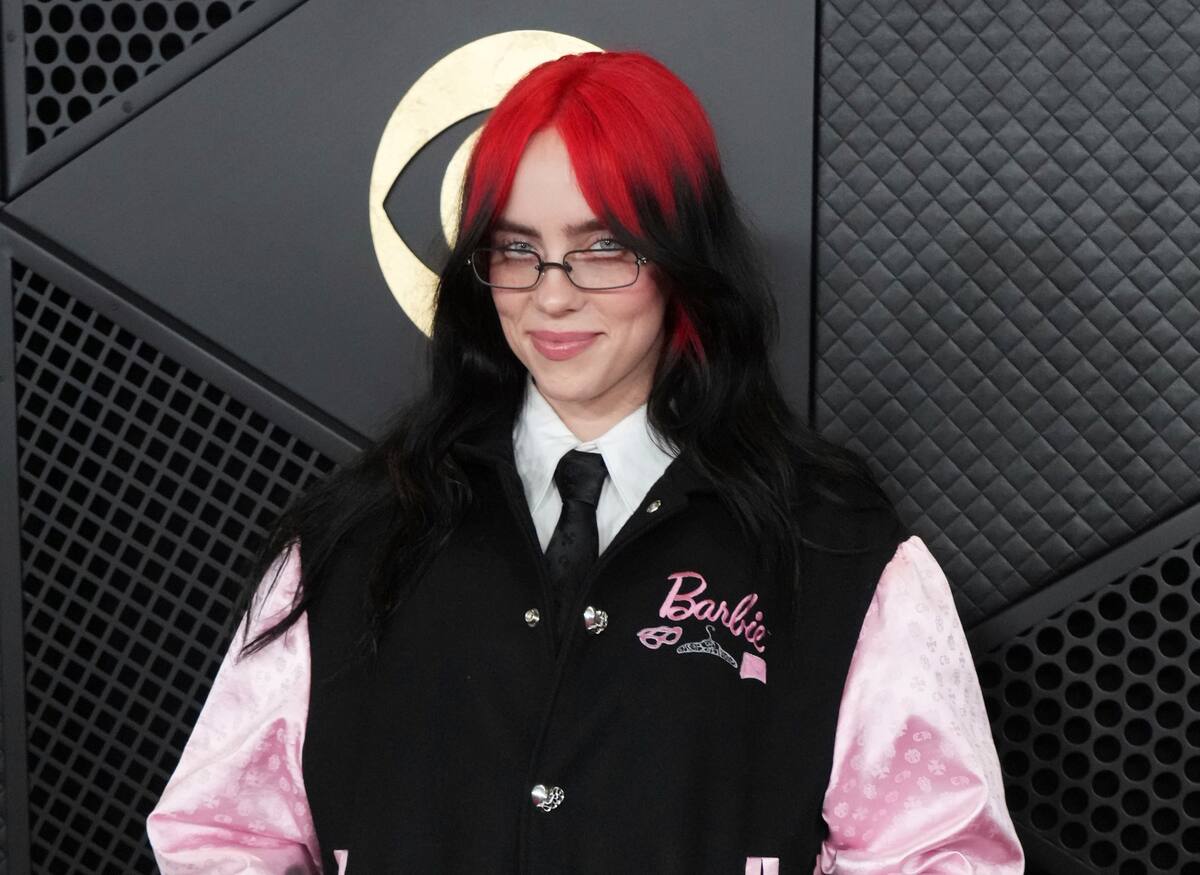 Billie Eilish aparece en la 66ª entrega anual de los premios Grammy en Los Ángeles el 4 de febrero de 2024. //Archivo AP