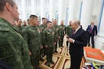 Rusia asegura que ya tiene una red satelital superior a Starlink de Elon Musk