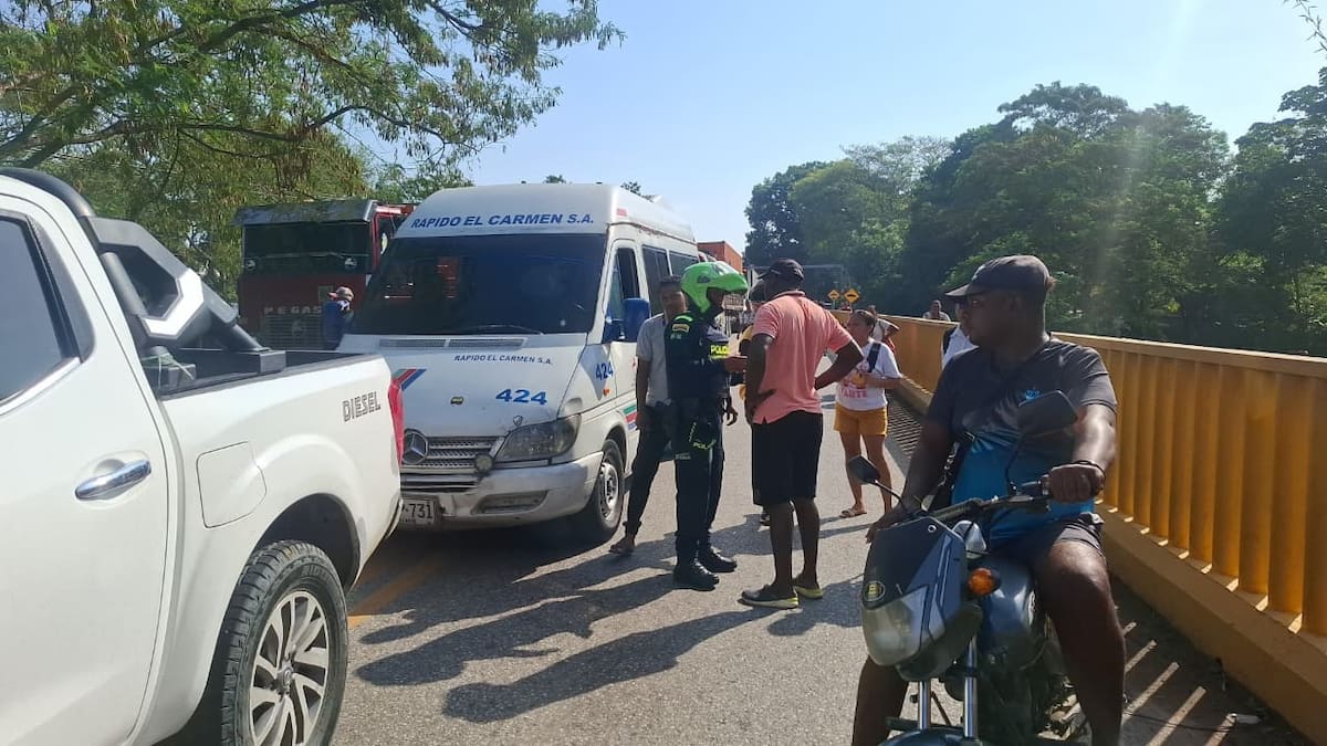 Bloqueo en la entrada de Palenque, en la carretera Troncal de Occidente. // Cortesía