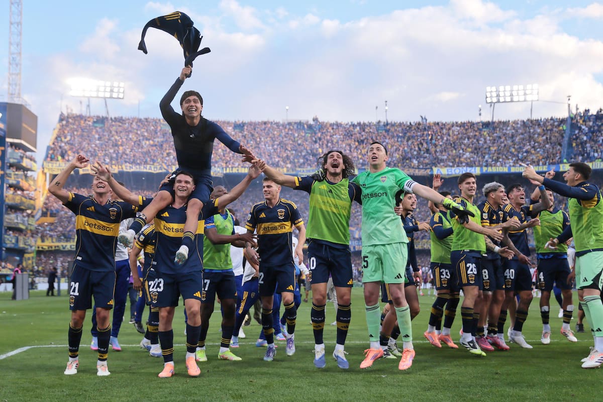 Boca Juniors estaría interesado en fichar a Néstor Lorenzo. //Foto, EFE: Adán González