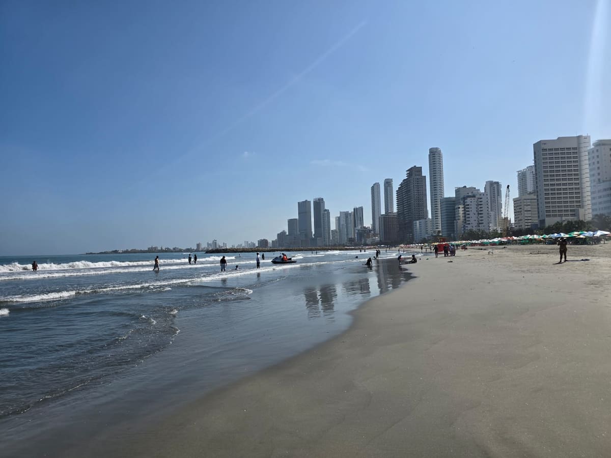 Así es la nueva Playa 2 de Bocagrande tras las obras en Cartagena. // Foto: cortesía UNGRD.