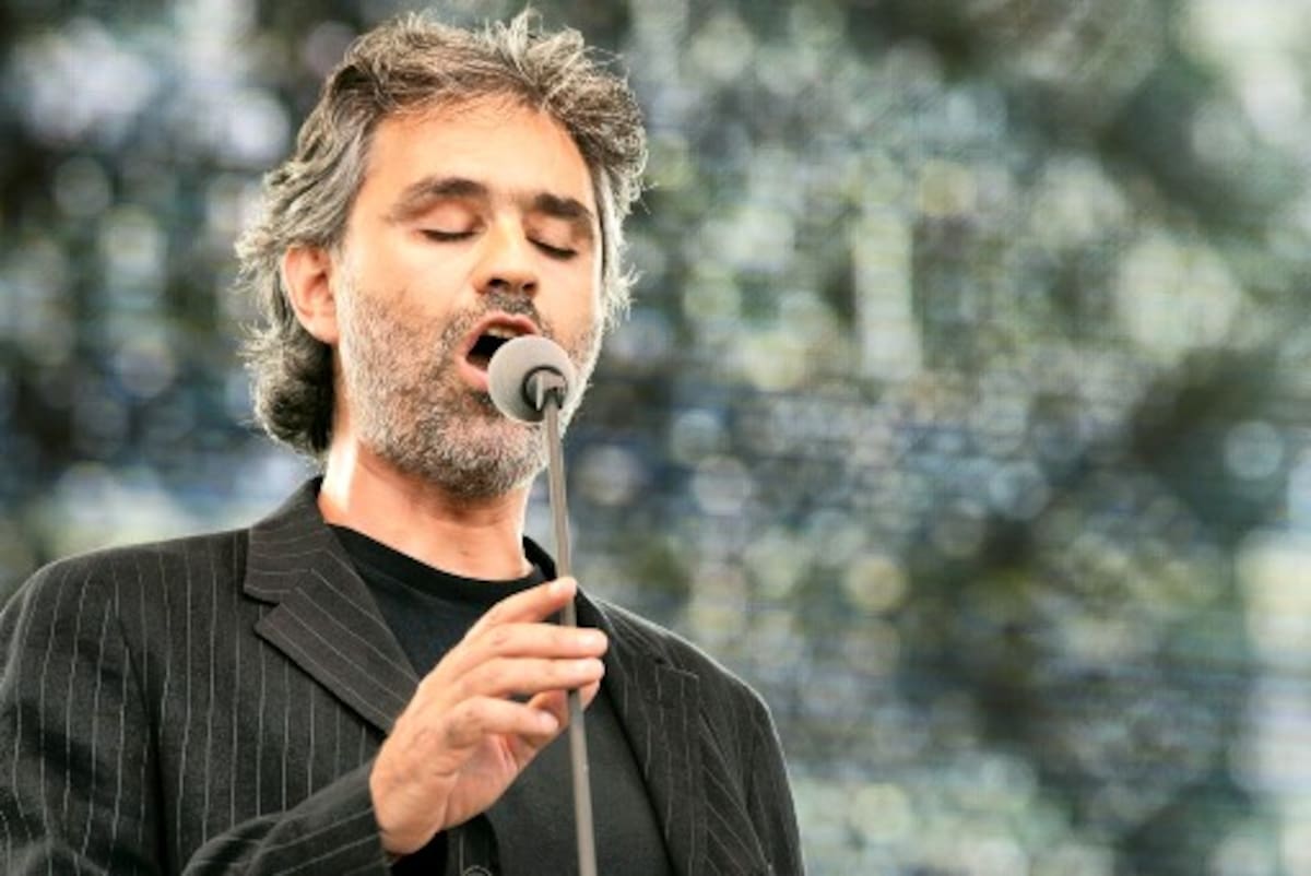 Andrea Bocelli se presentará el próximo 25 de marzo en un concierto en el Gran salón de Corferias en Bogotá, escenario con capacidad para 10.000 personas.