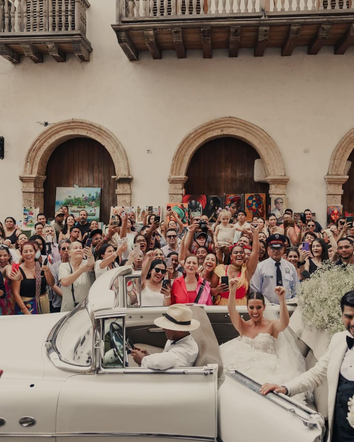 La influencer Issa Vásquez se casó con Juan Javier Guzmán, su novio de toda una vida. La pareja inició una nueva aventura en Cartagena de Indias. //Foto: IG @issavasquez_