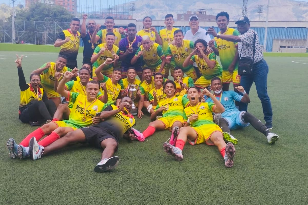 ¡Se ha avanzado mucho!: Liga de Fútbol de Bolívar cumple 84 años