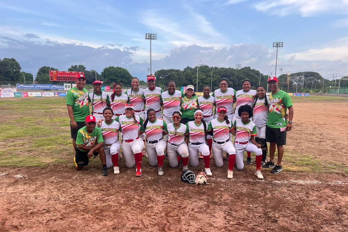 Vianys García lanza juego perfecto y Bolívar sigue invicto en el Nacional de Sóftbol Femeninio