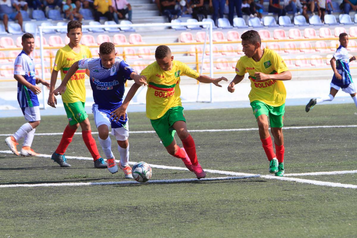 Bolívar perdió ante Córdoba en Zonal Infantil de Fútbol