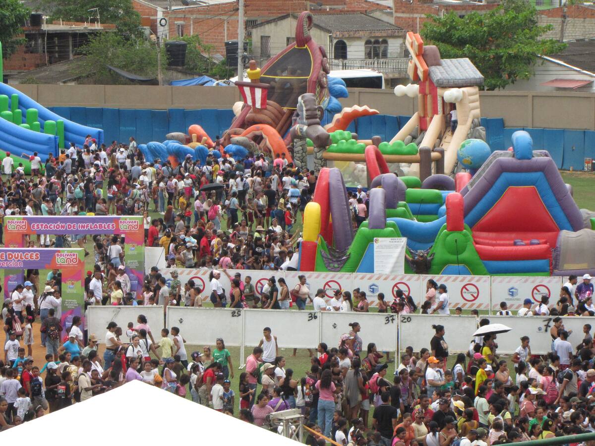 Bolívarland reunió a 10.000 niños en Turbaco en una jornada histórica. // Foto: Julio Castaño - El Universal