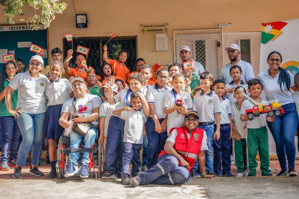 Graduación inclusiva en Cartagena: niños con discapacidad brillan