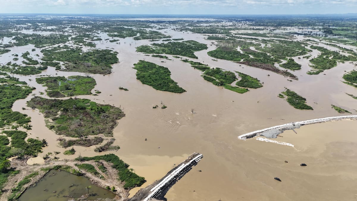 El rompimiento del dique 'Caregato' ha desatado inundaciones en La Mojana. // Cortesía