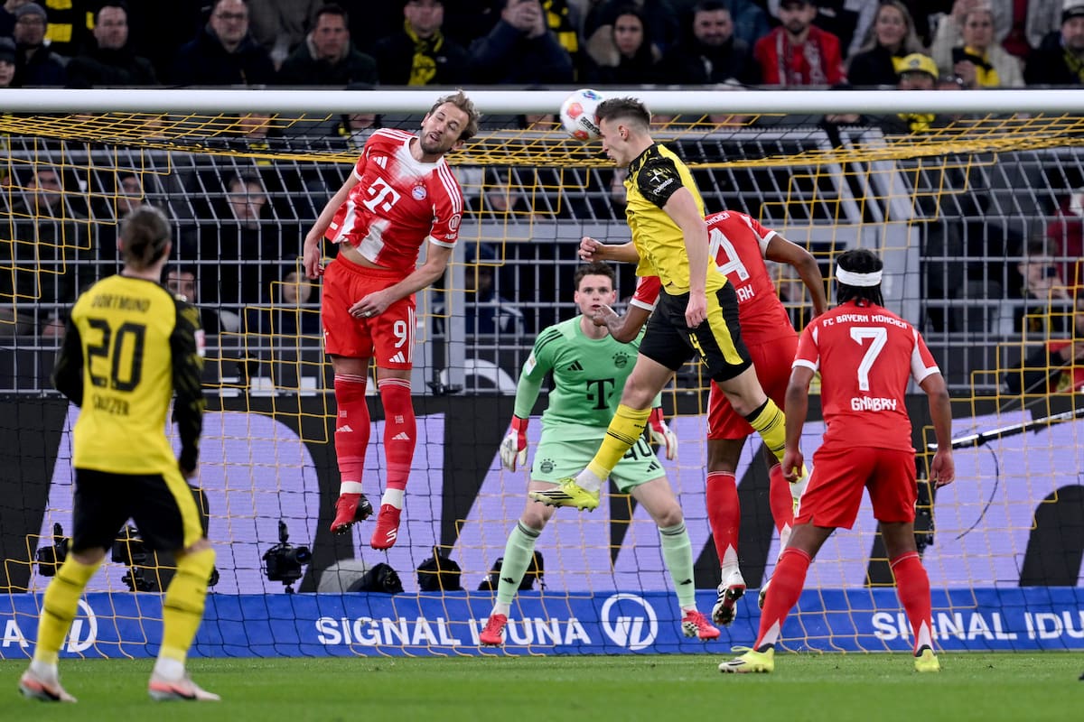 El defensor Nico Schlotterbeck puso en ventaja al Borussia Dortmund con un gran cabezazo ante Bayern Múnich. //Foto, AP: David Inderlied/dpa