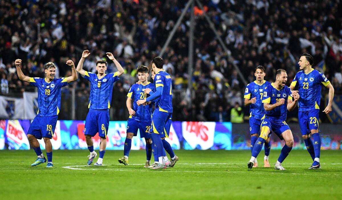 Bosnia y Herzegovina hizo historia y se metió en su segundo Mundial en la historia. //Foto, EFE: NIDAL SALJIC