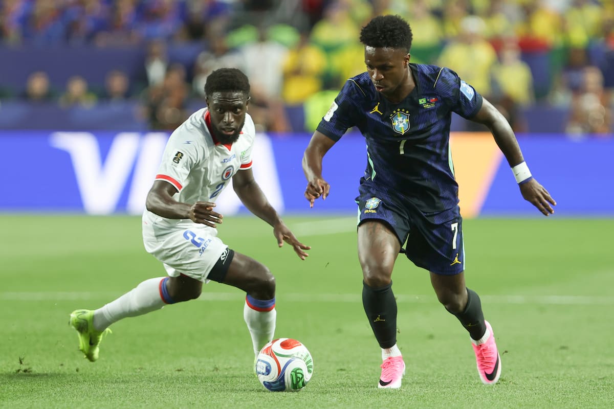 El brasileño Vinícius Júnior (d) fue la gran figura del partido ante Haití por el Mundial. //Foto, EFE: David Toro