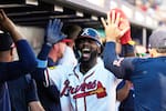 Los Bravos, de Didier Fuentes, reaccionaron a tiempo y sumaron triunfo sobre los Phillies