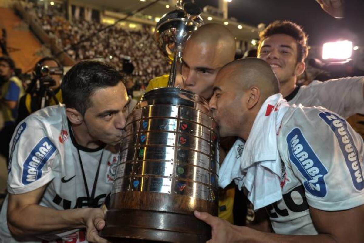 Corinthians ganó su primer título en la Libertadores. AFP YASUYOSHI CHIBA