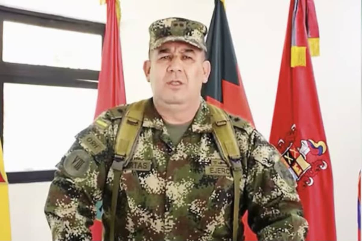 Gobierno confirma salida del general Huertas, investigado por caso Calarcá