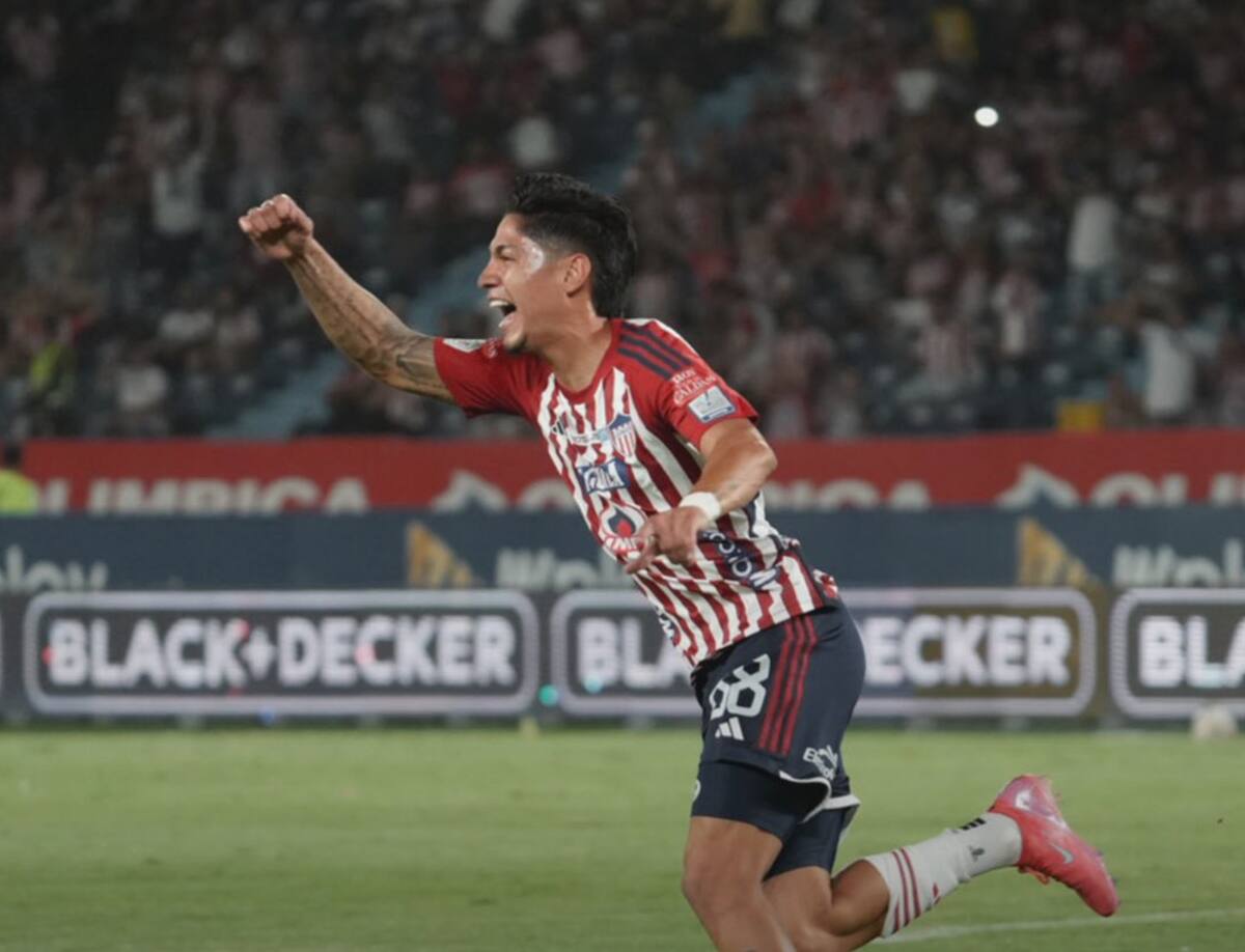 Bryan Castrillón celebra el gol de Junior anotado este jueves 13 de febrero de 2025 ante el Once Caldas por la fecha cuatro de la Liga BetPlay Dimayor I.//Cortesía.