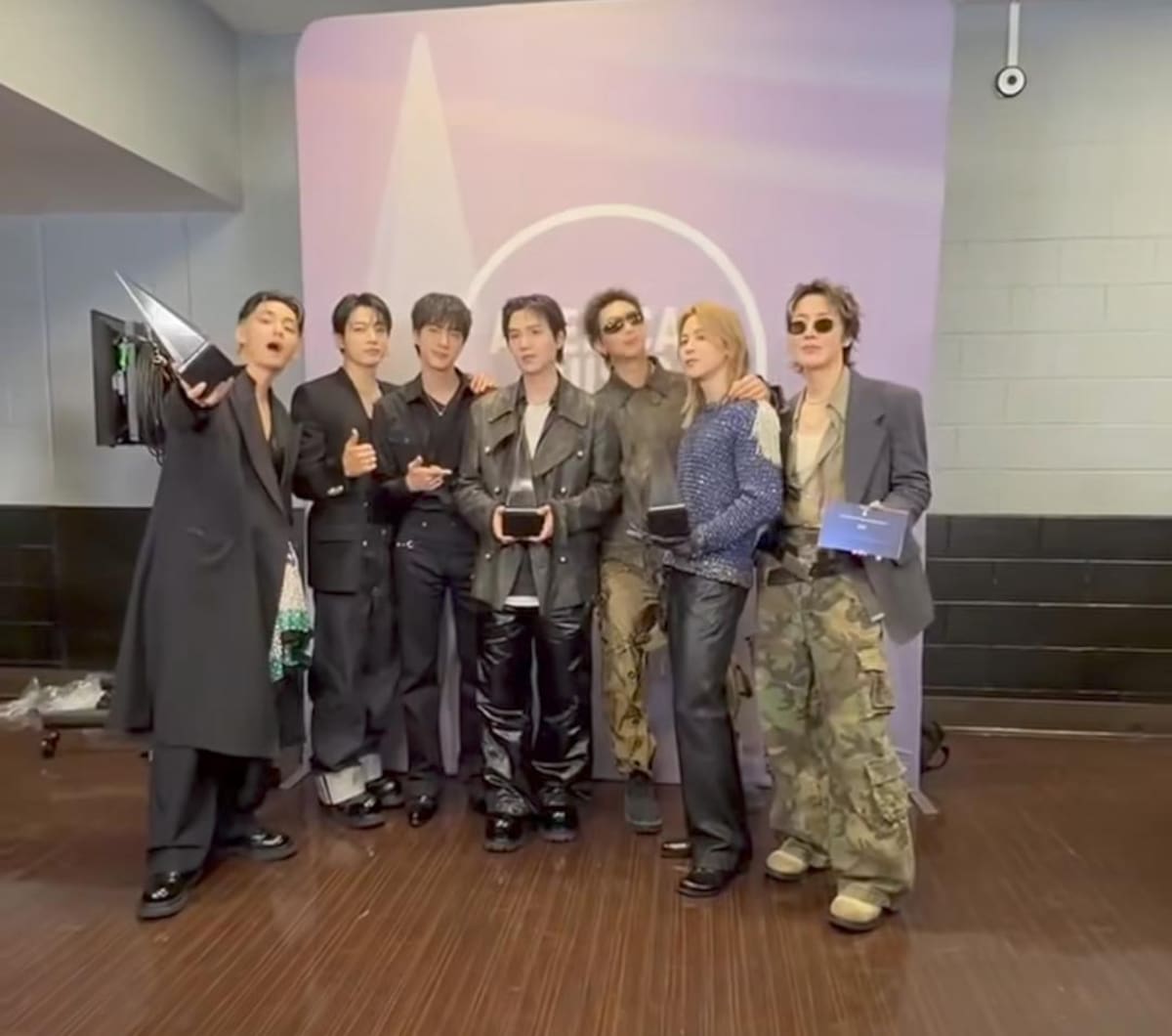 BTS en los American Music Awars 2026. // Captura de video (Historias de IG @bts.bighitofficial)