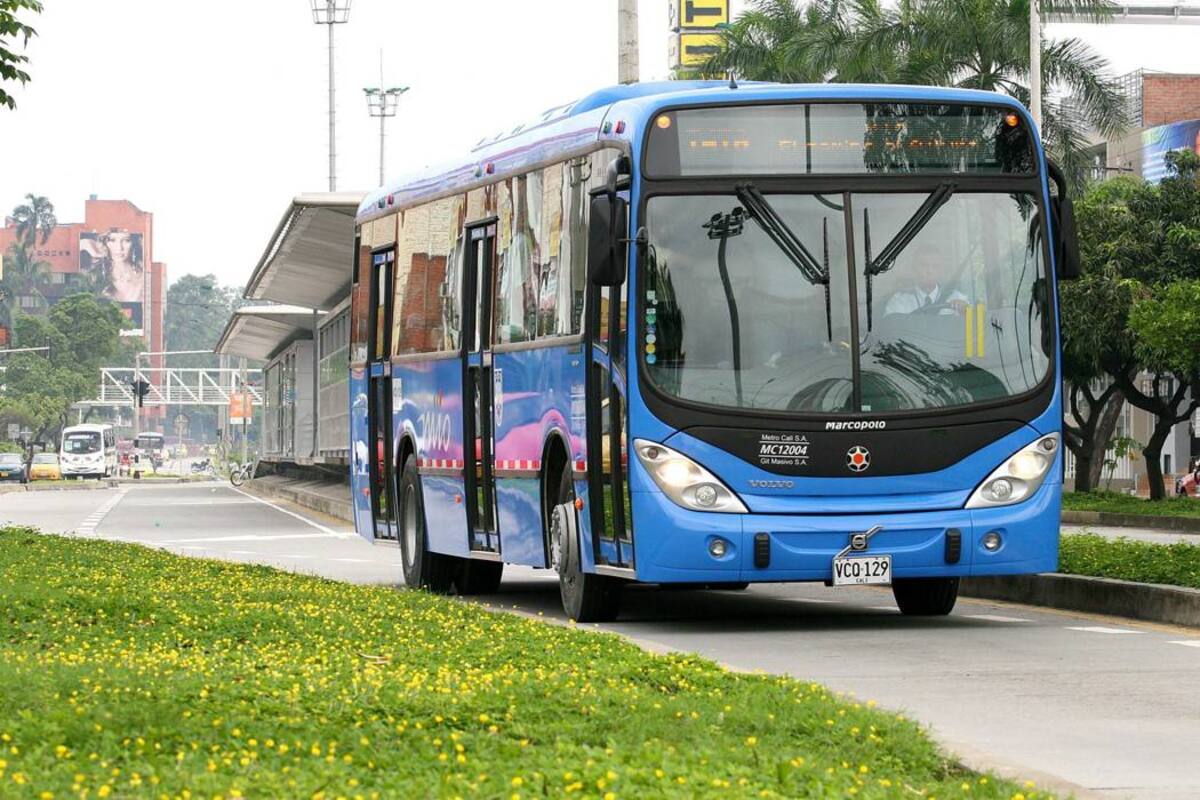 Imagen de referencia de un bus eléctrico. // Foto: Vanguardia