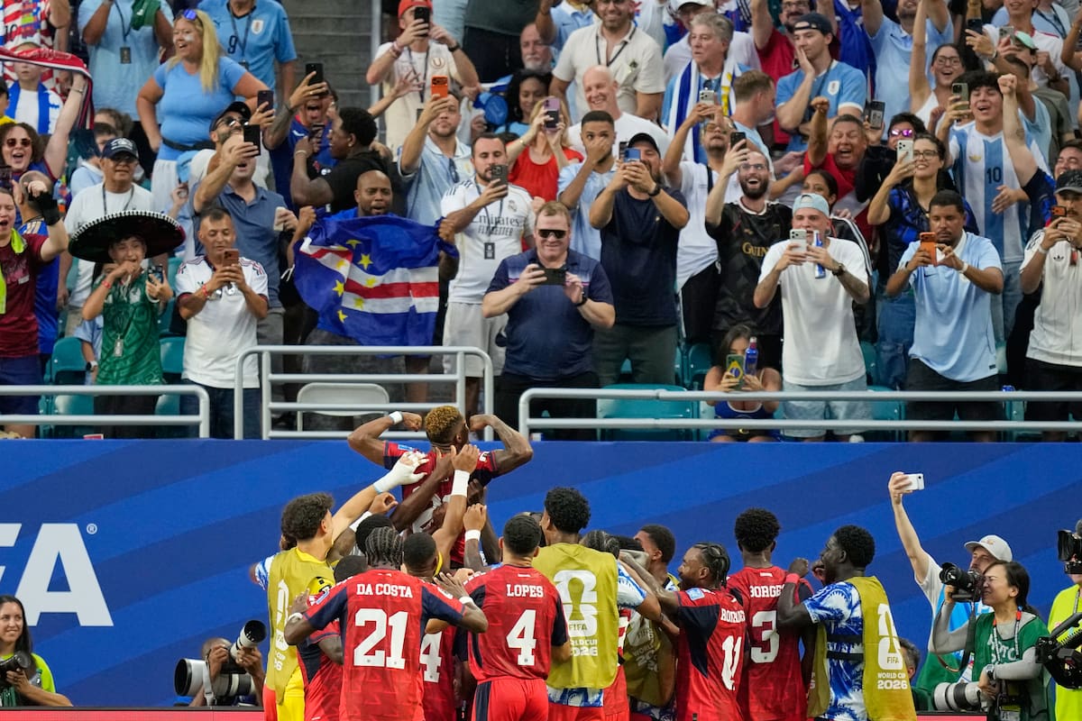 Cabo Verde confirmó su papel como la sensación del Mundial 2026 con dos luchados empates. //Foto, AP: Rebecca Blackwell
