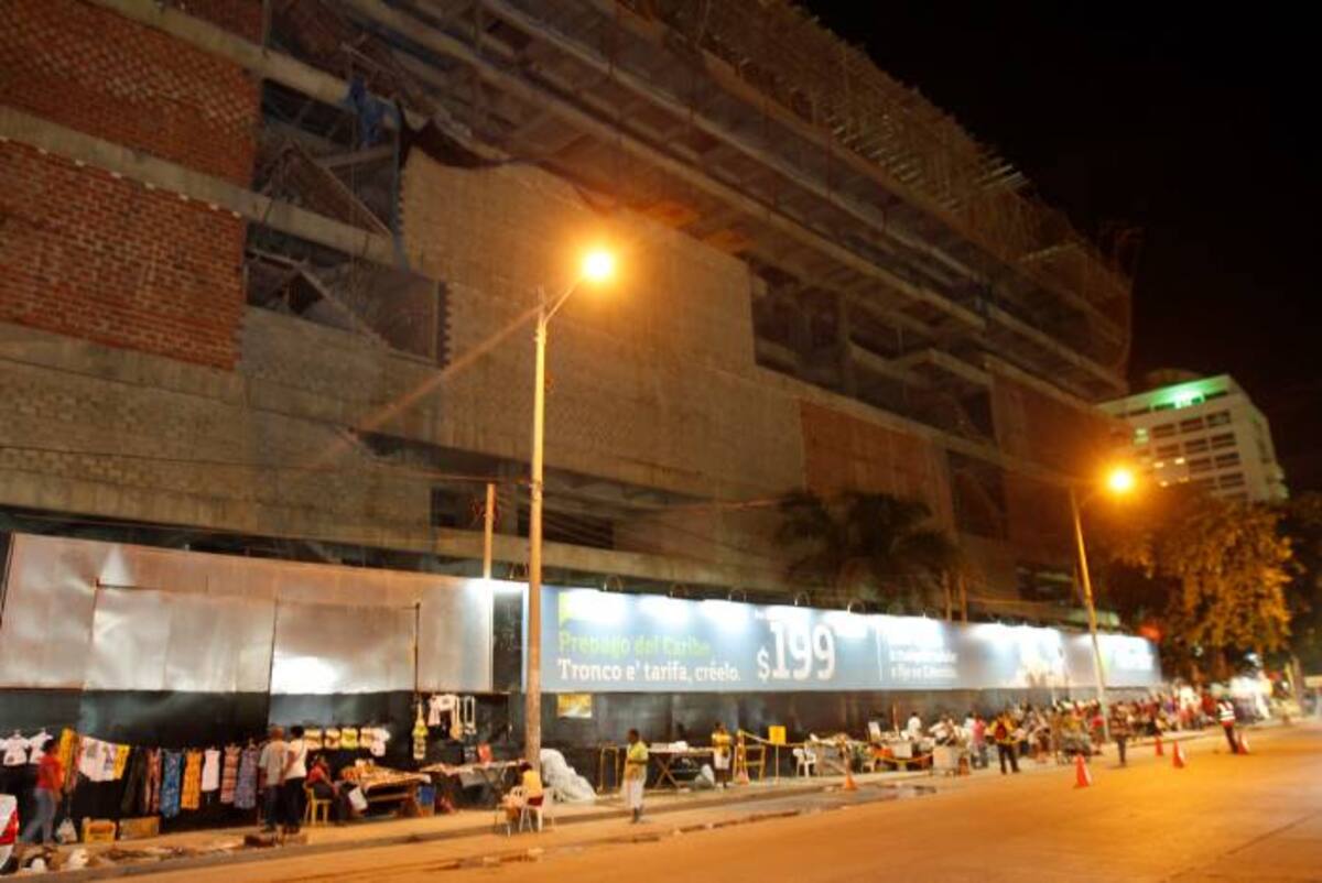En esta construcción de la avenida San Martín fue que se presentó el hecho el jueves en la noche. AROLDO MESTRE - EL UNIVERSAL