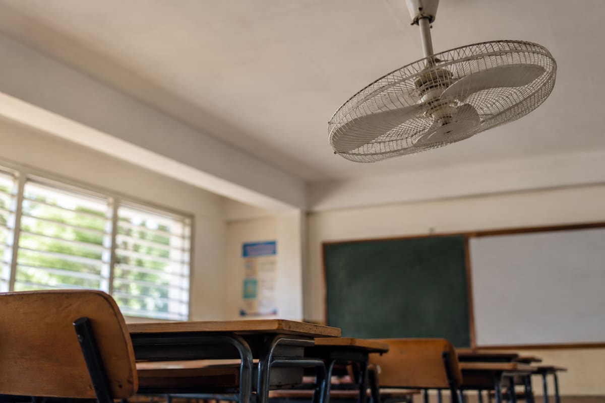 Estudiante resultó herido por la caída de un ventilador en colegio de Bolívar