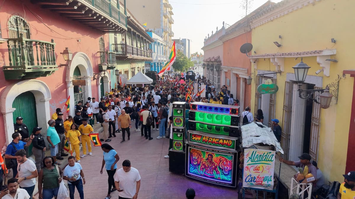 Calle de la Media Luna en Getsemaní