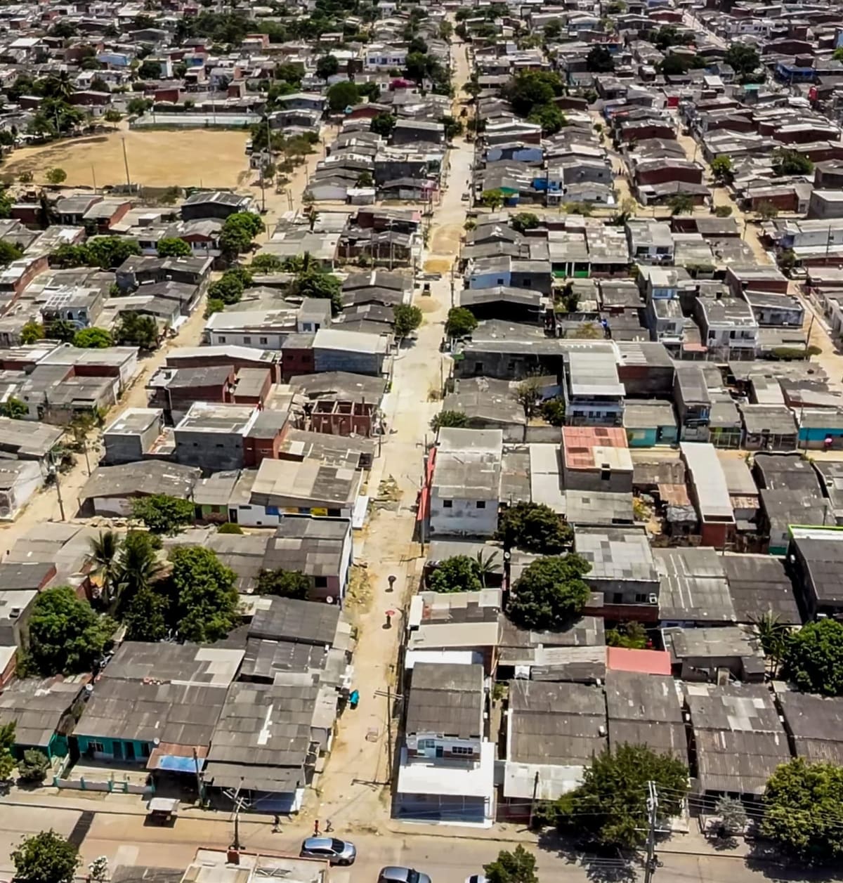 Las obras en la vía que conecta al barrio Boston con El Líbano alcanza aproximadamente el 65 % de ejecución. // Foto: Cortesía - Alcaldía de Cartagena.