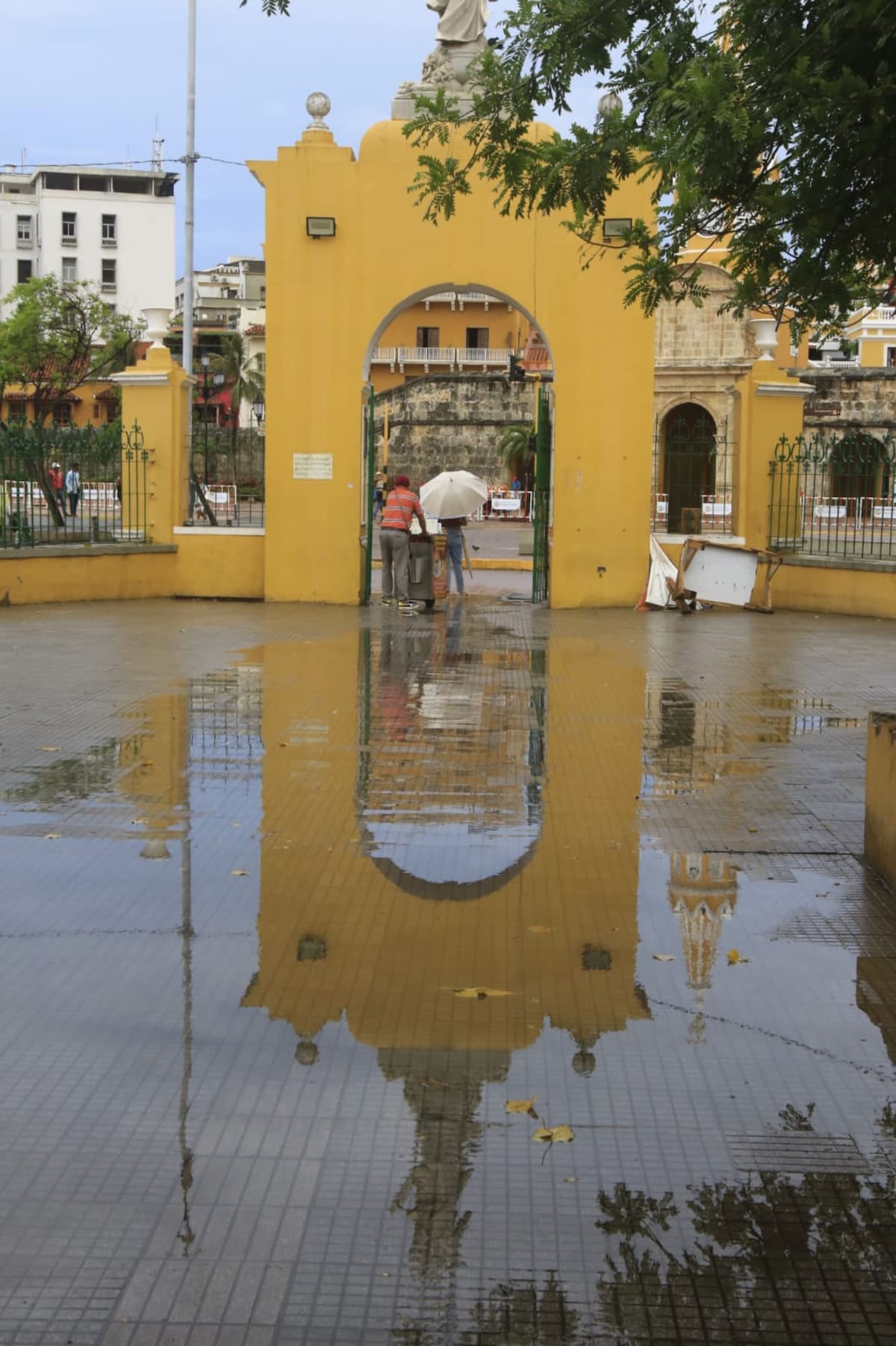 Calles del Centro tras lluvias de este miércoles. // foto: Julio Castaño