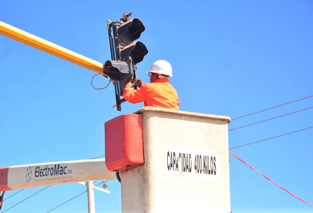 Cámaras de video detección instaladas por la Alcaldía de Cartagena en puntos estratégicos para optimizar el tráfico.